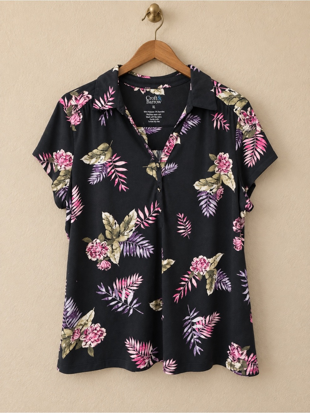 Croft & Barrow Black Floral Short-Sleeve Button Front Top